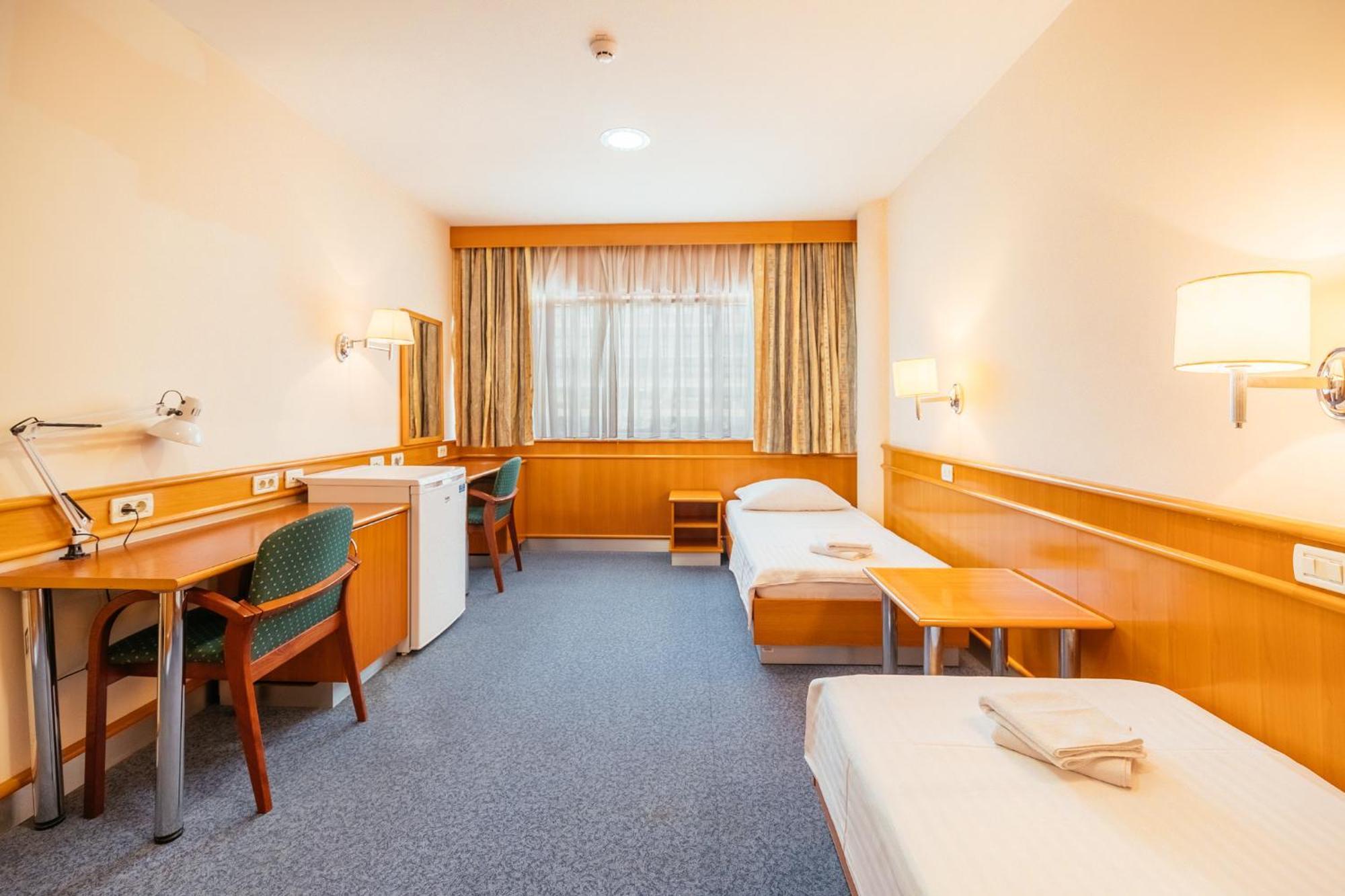 Motel Barka Копер Екстериор снимка