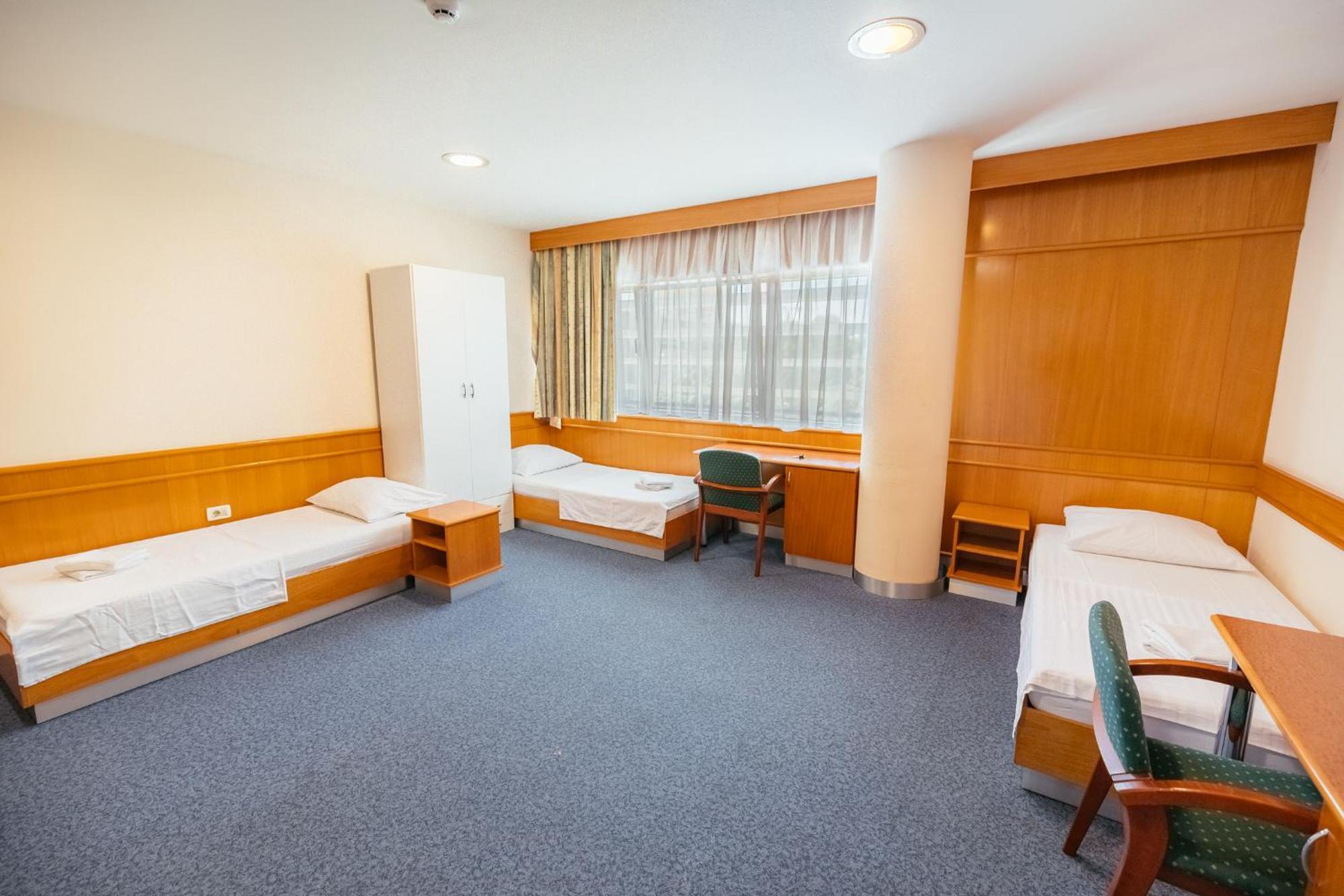 Motel Barka Копер Екстериор снимка
