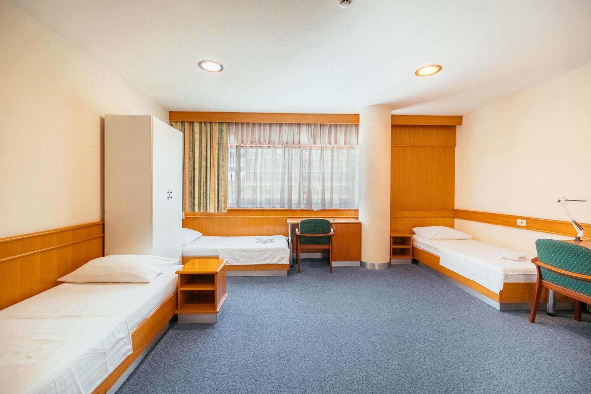 Motel Barka Копер Екстериор снимка