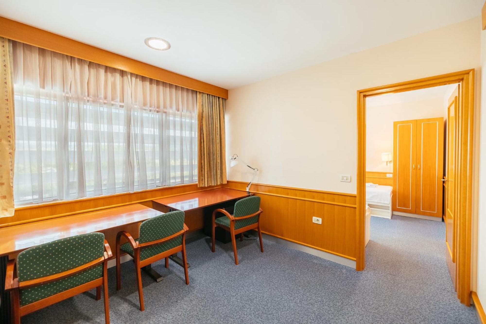 Motel Barka Копер Екстериор снимка